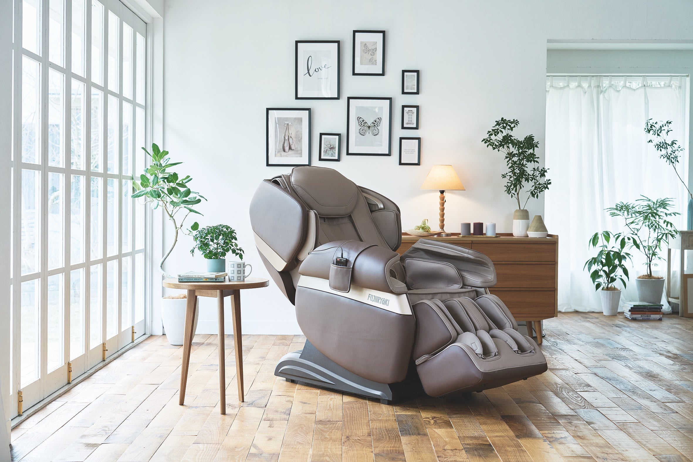 Fujiiryoki Calm Plus+ Massage Chair